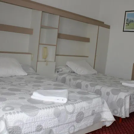 Hotell Du Gave Lourdes